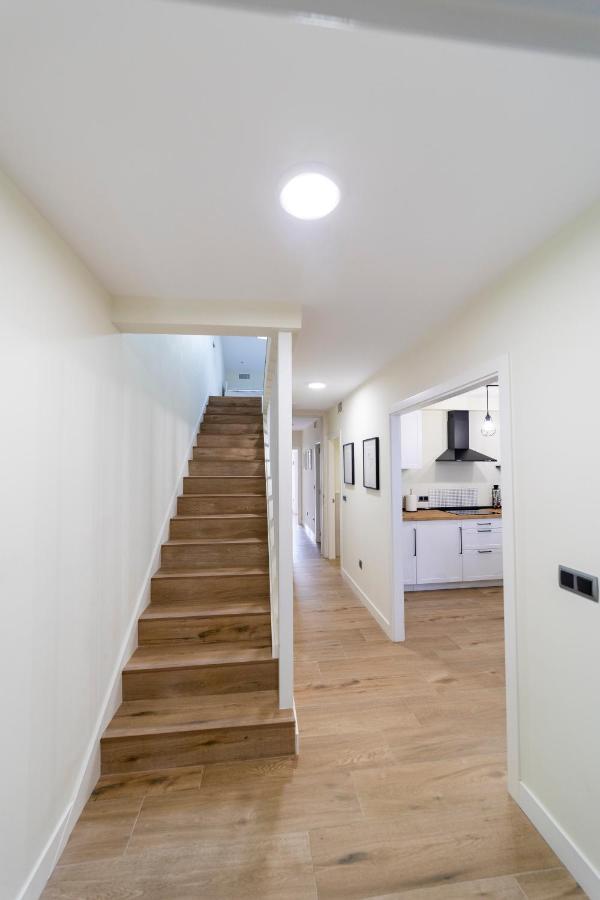 Apartamentos San Lazaro 산티아고데콤포스텔라 외부 사진