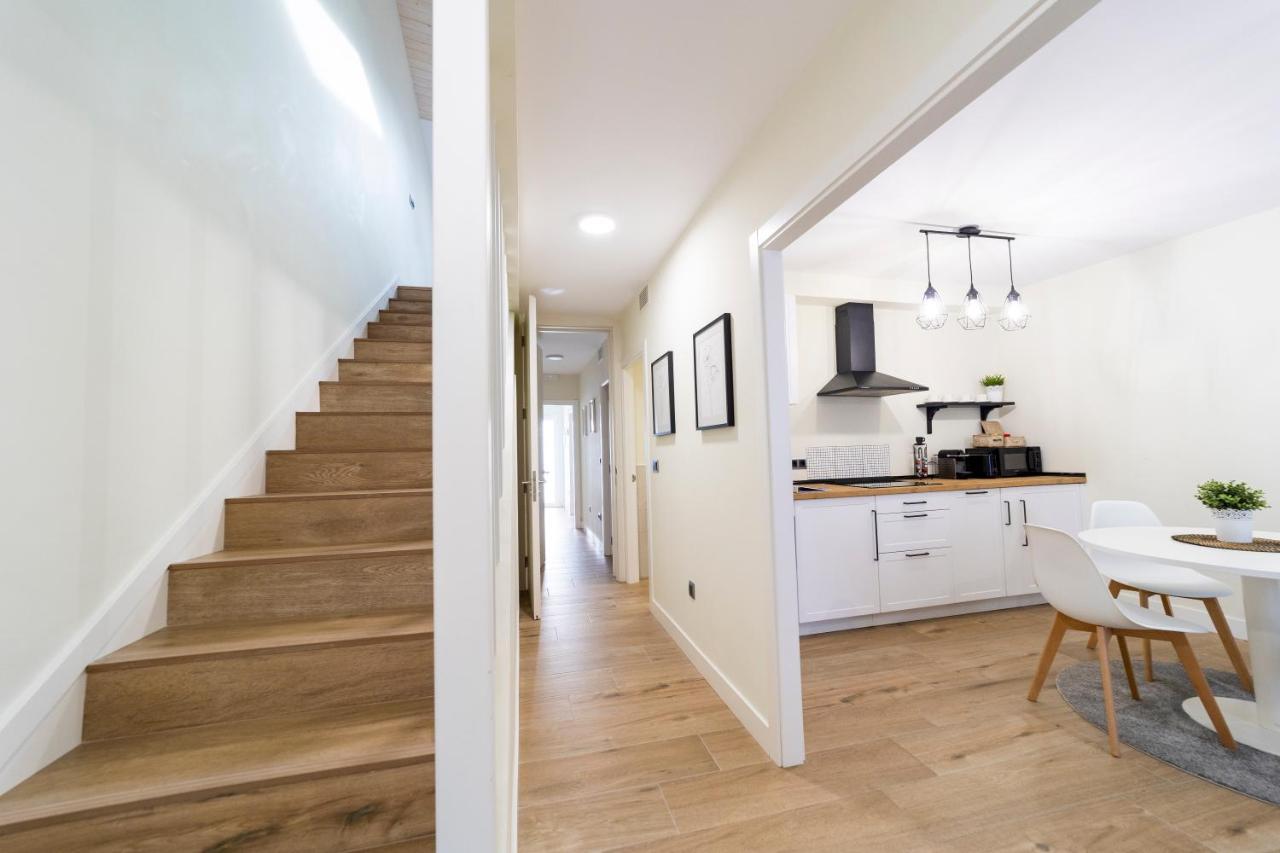 Apartamentos San Lazaro 산티아고데콤포스텔라 외부 사진