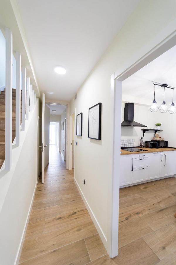Apartamentos San Lazaro 산티아고데콤포스텔라 외부 사진