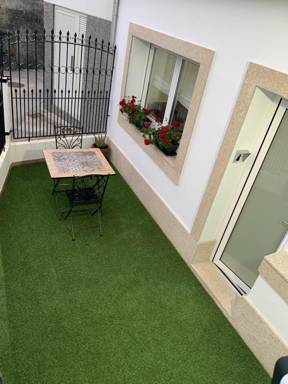 Apartamentos San Lazaro 산티아고데콤포스텔라 외부 사진